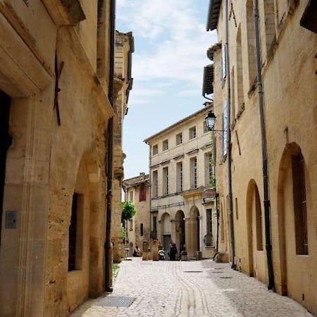 Uzes Centre Quartiers Des Arts Charme De L'Ancien Apartment Luaran gambar