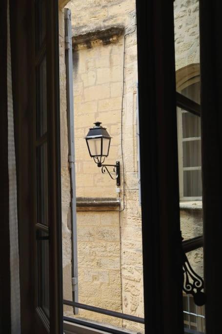 Uzes Centre Quartiers Des Arts Charme De L'Ancien Apartment Luaran gambar